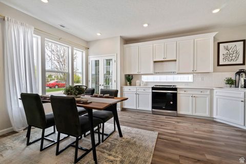 Tiny photo for 11654 GANNETT WAY S #555, South Jordan, UT 84009 (MLS # 2118914)
