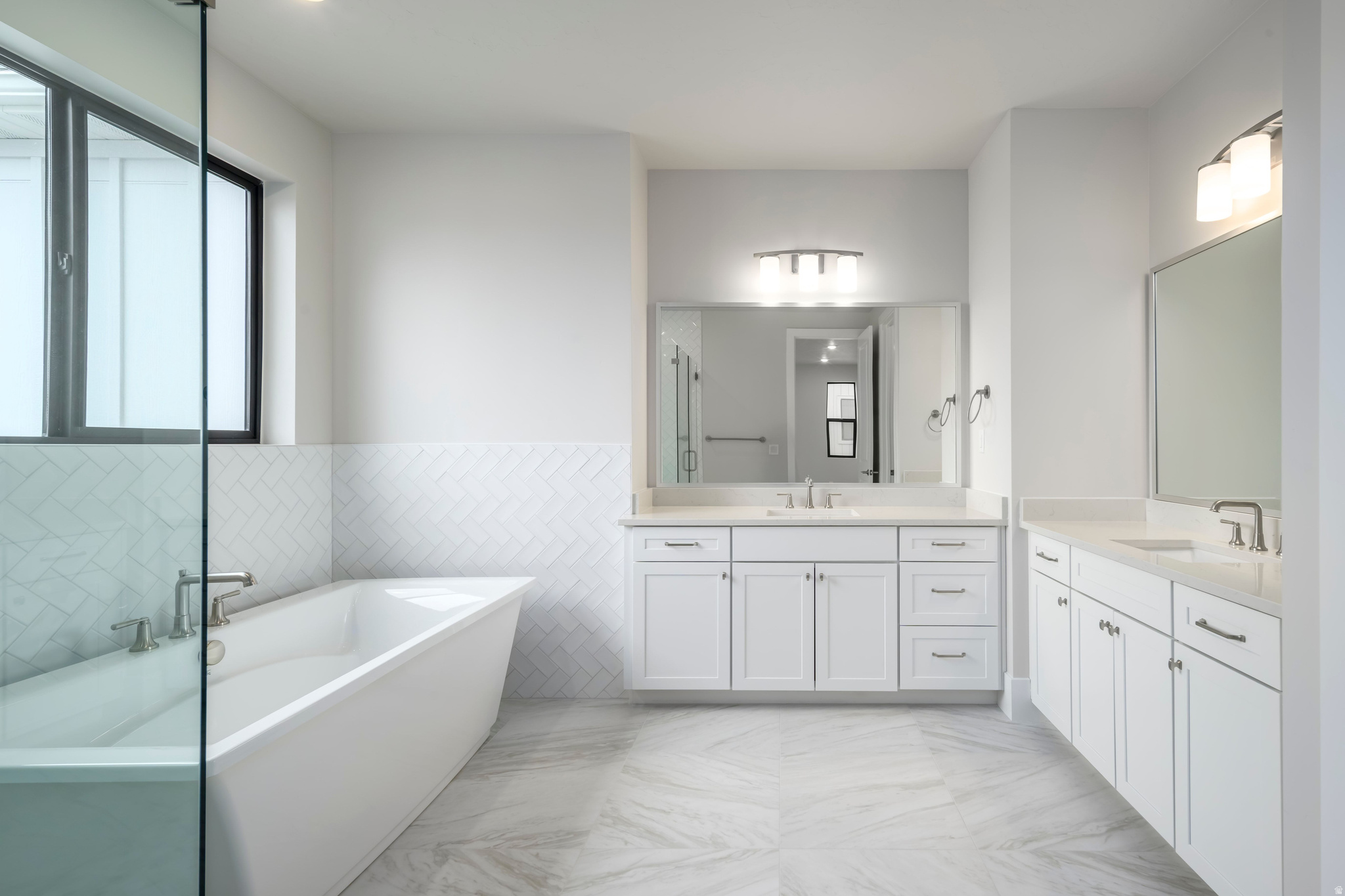 CROSSINGS AT LAKE CREEK - Residential