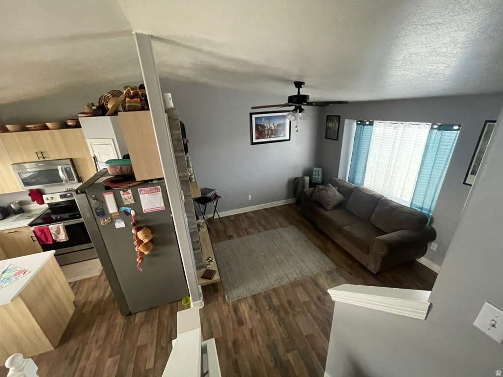 Photo of 2376 S 2885 W, Syracuse, UT 84075 (MLS # 2139148)