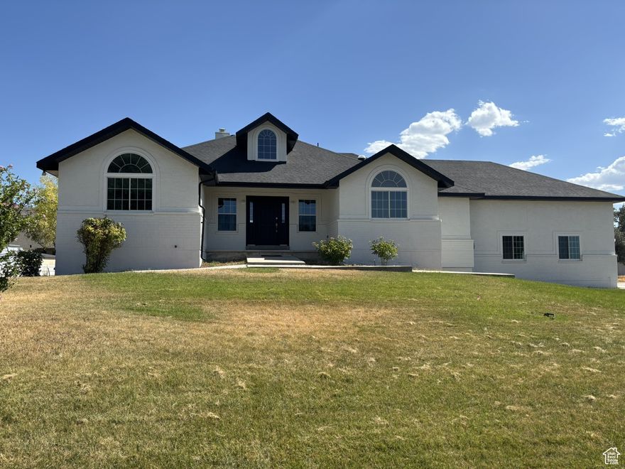 Come check out this 100% remodeled Rambler on an acre of land. So much potential on this huge lot. It is a blank slate for you to build what you want. Pool, huge garage, horse barn, corrals? The sky is the limit. Beautiful mountain views. Home has been remodeled throughout. Custom flooring, lighting, kitchens, bathrooms. MIL or ADU in the daylight basement with its own entrance. Call for a showing. Temporary tentants need 24 hour notice to show.