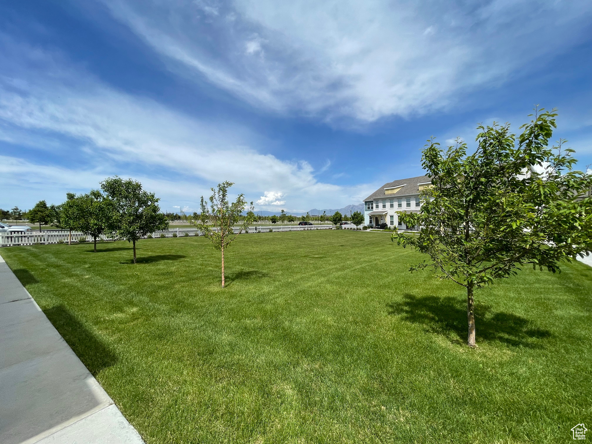 5957 W Lake Ave, South Jordan, Utah image 17