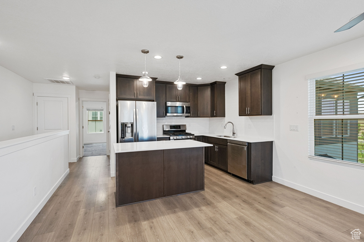 5957 W Lake Ave, South Jordan, Utah image 2