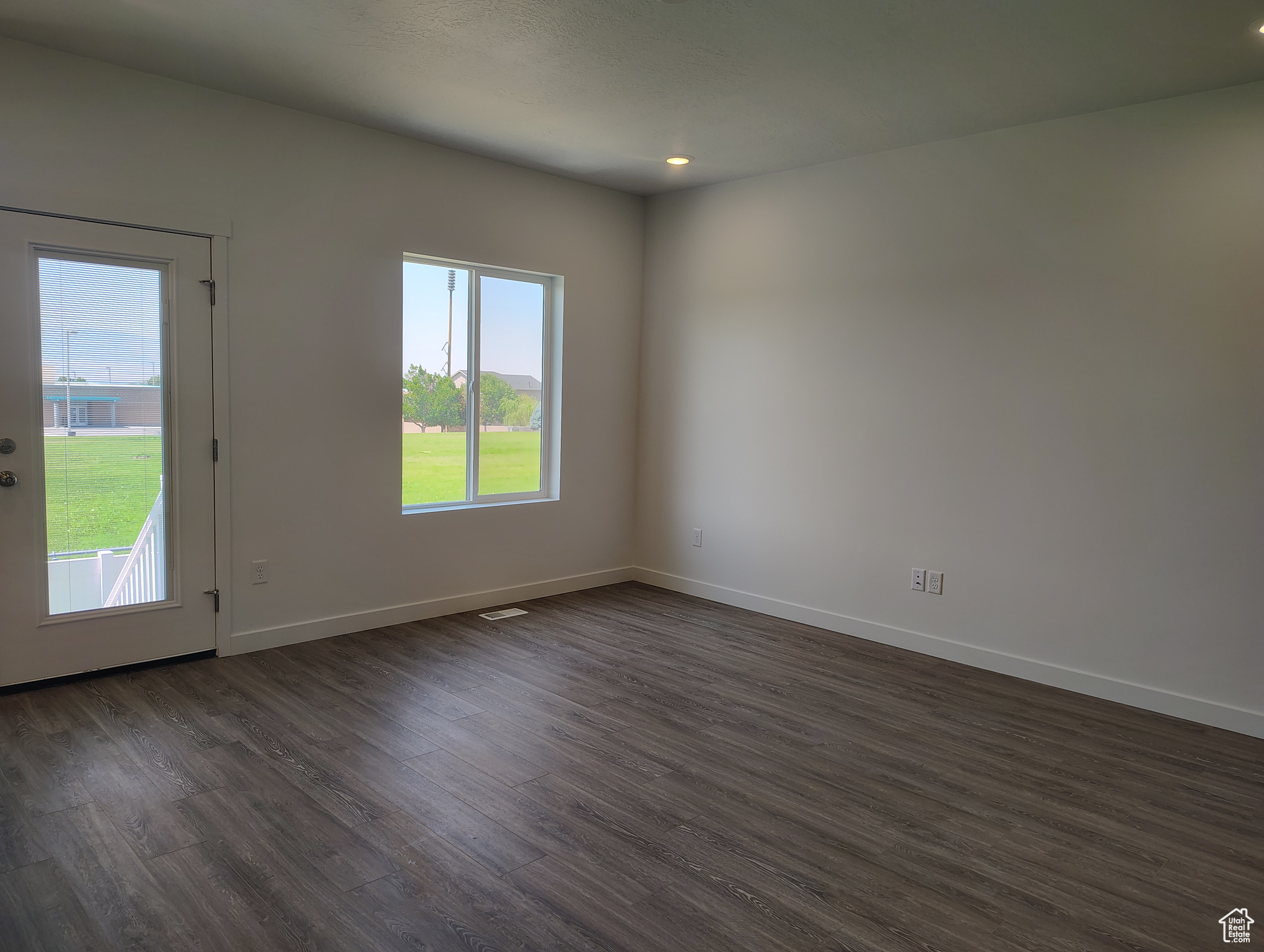 SUNSET ESTATES - Residential