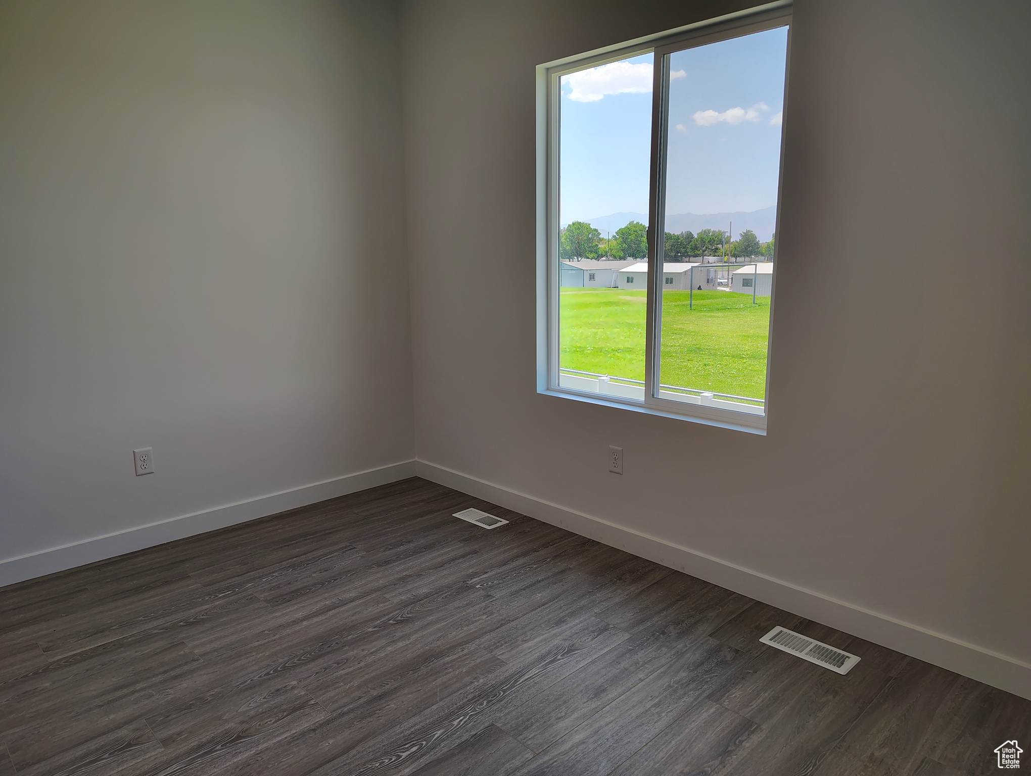 SUNSET ESTATES - Residential