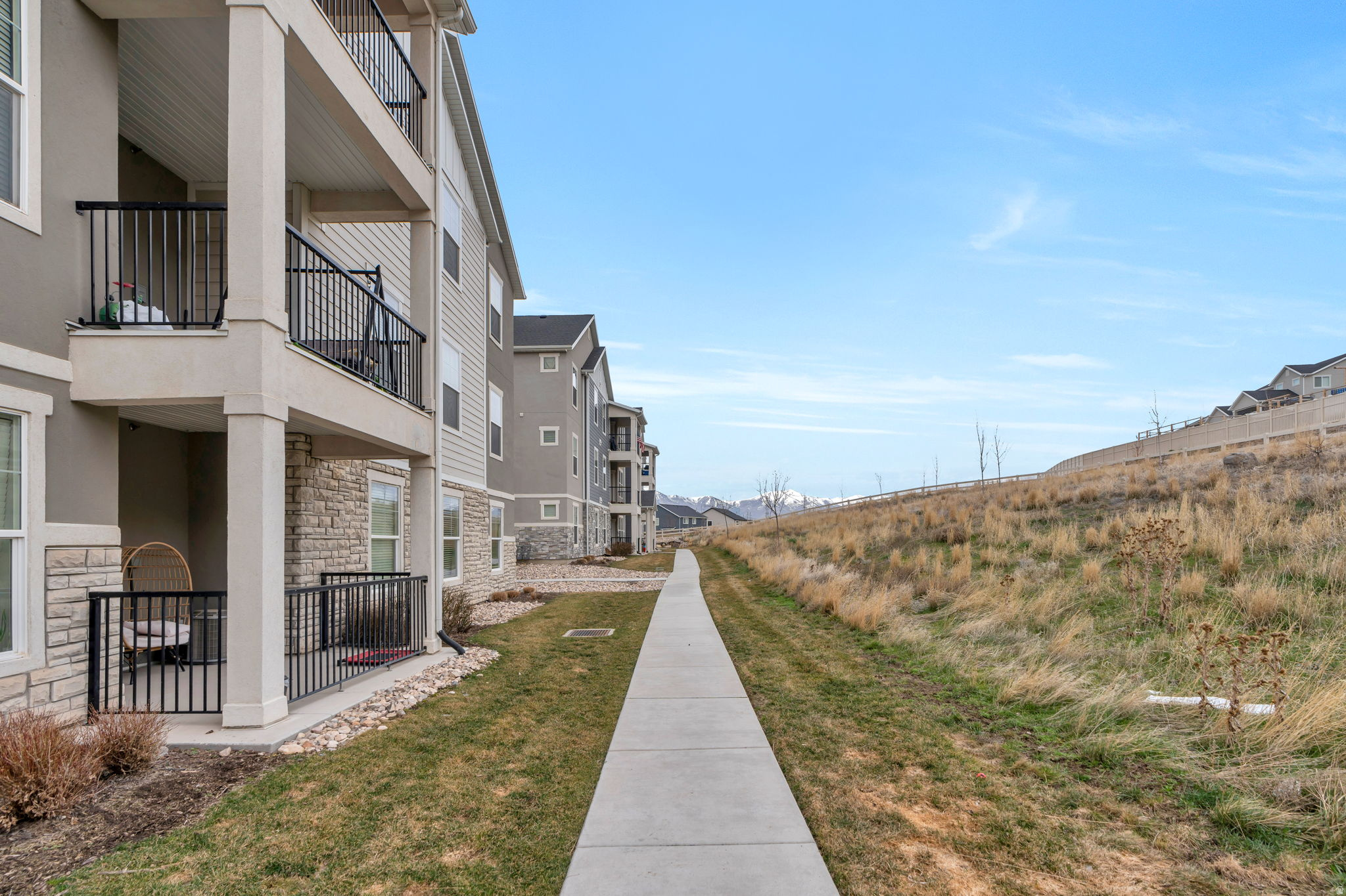 QUAILHILL - Residential