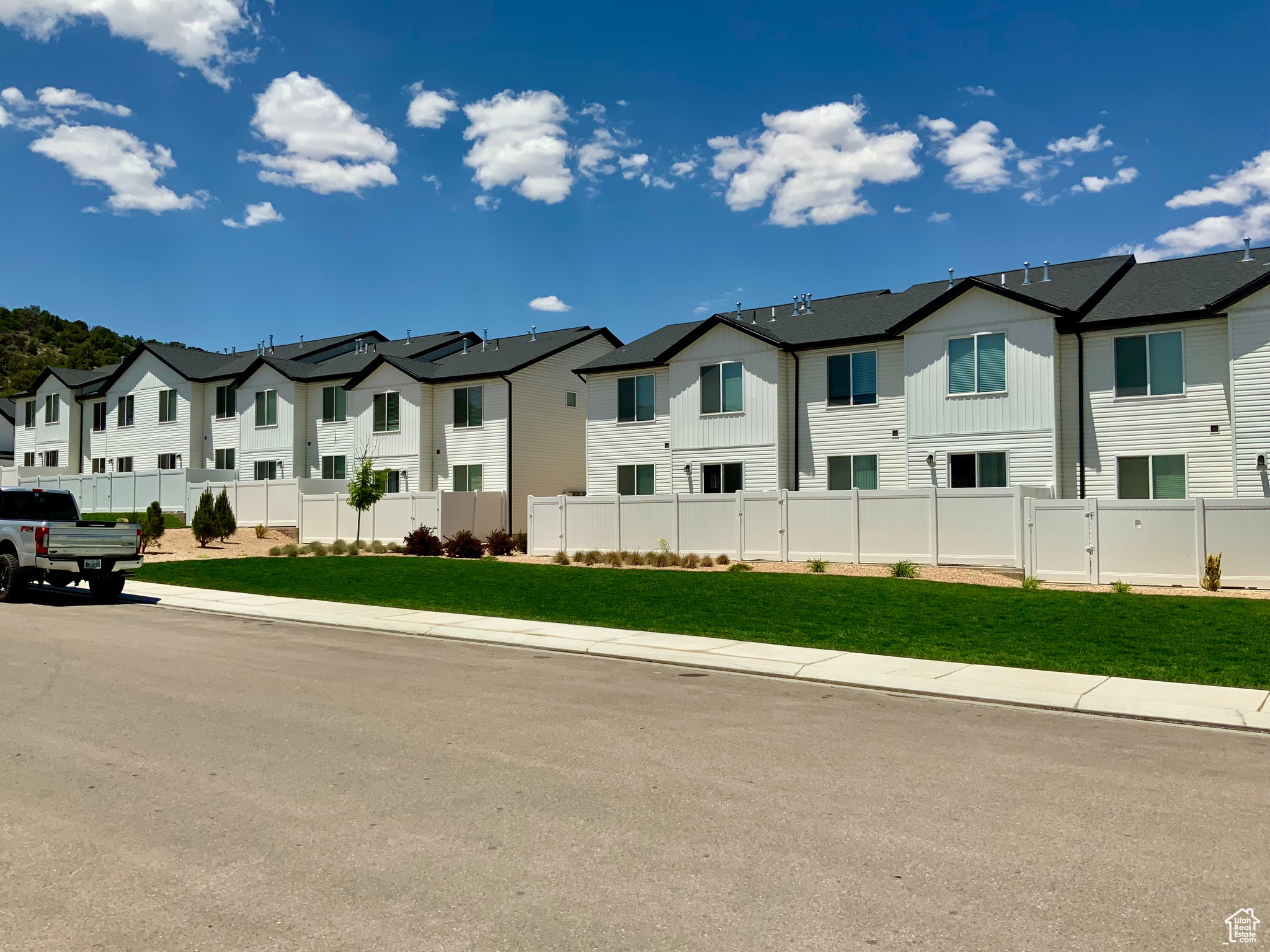 OLD SORREL RANCH - Residential