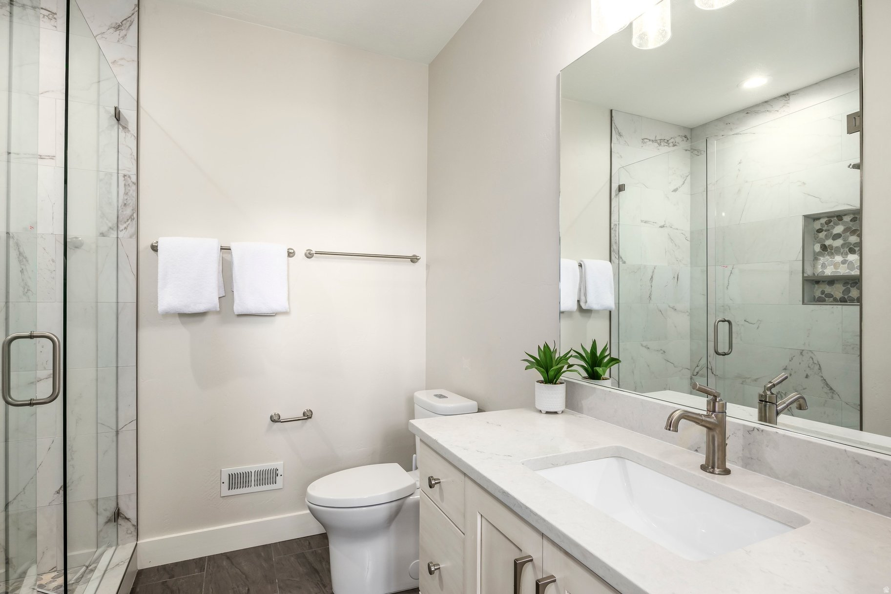 COVE AT EAGLE MOUNTA - Residential