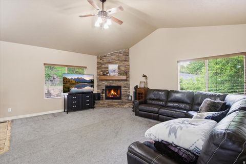 Tiny photo for 2452 OAK LN, Layton, UT 84040 (MLS # 2158995)