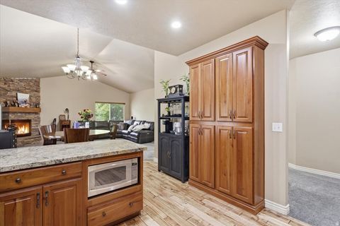 Tiny photo for 2452 OAK LN, Layton, UT 84040 (MLS # 2158995)