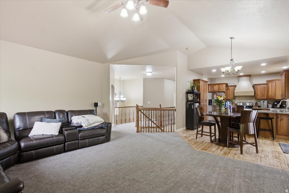ROLLING OAKS #3 - Residential