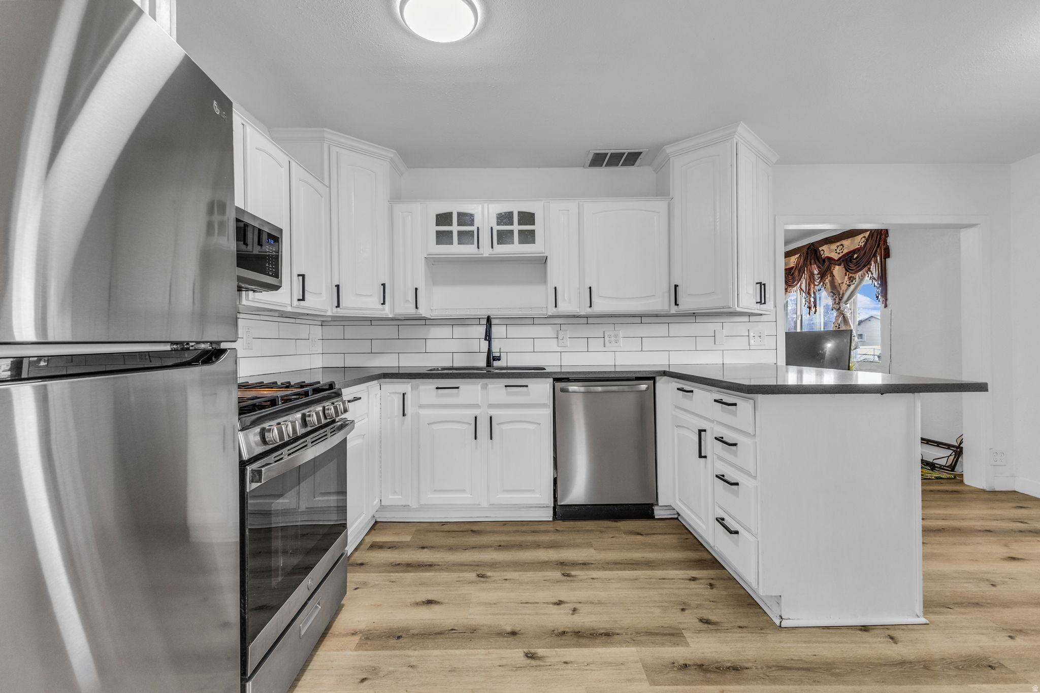 HOFFMAN HEIGHTS - Residential