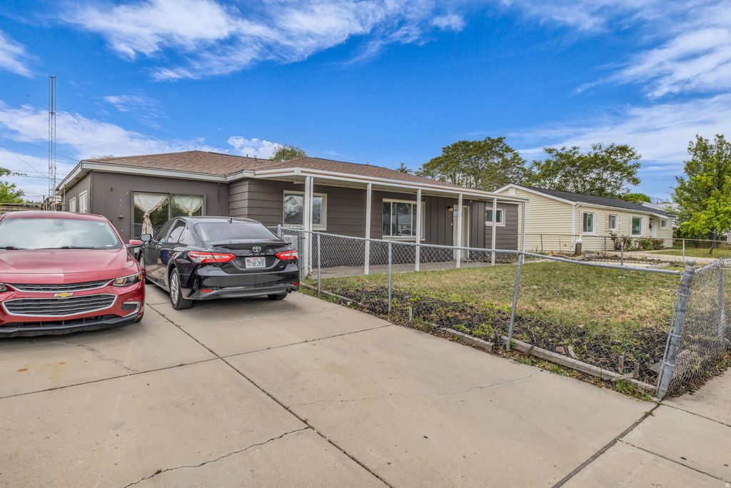 Photo of 4587 W 5100 S, Kearns, UT 84118 (MLS # 2134209)