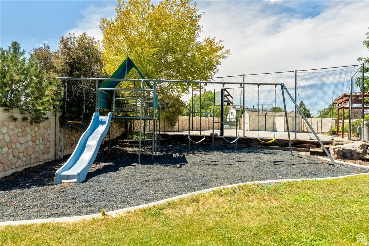 CHARTER POINTE - Residential