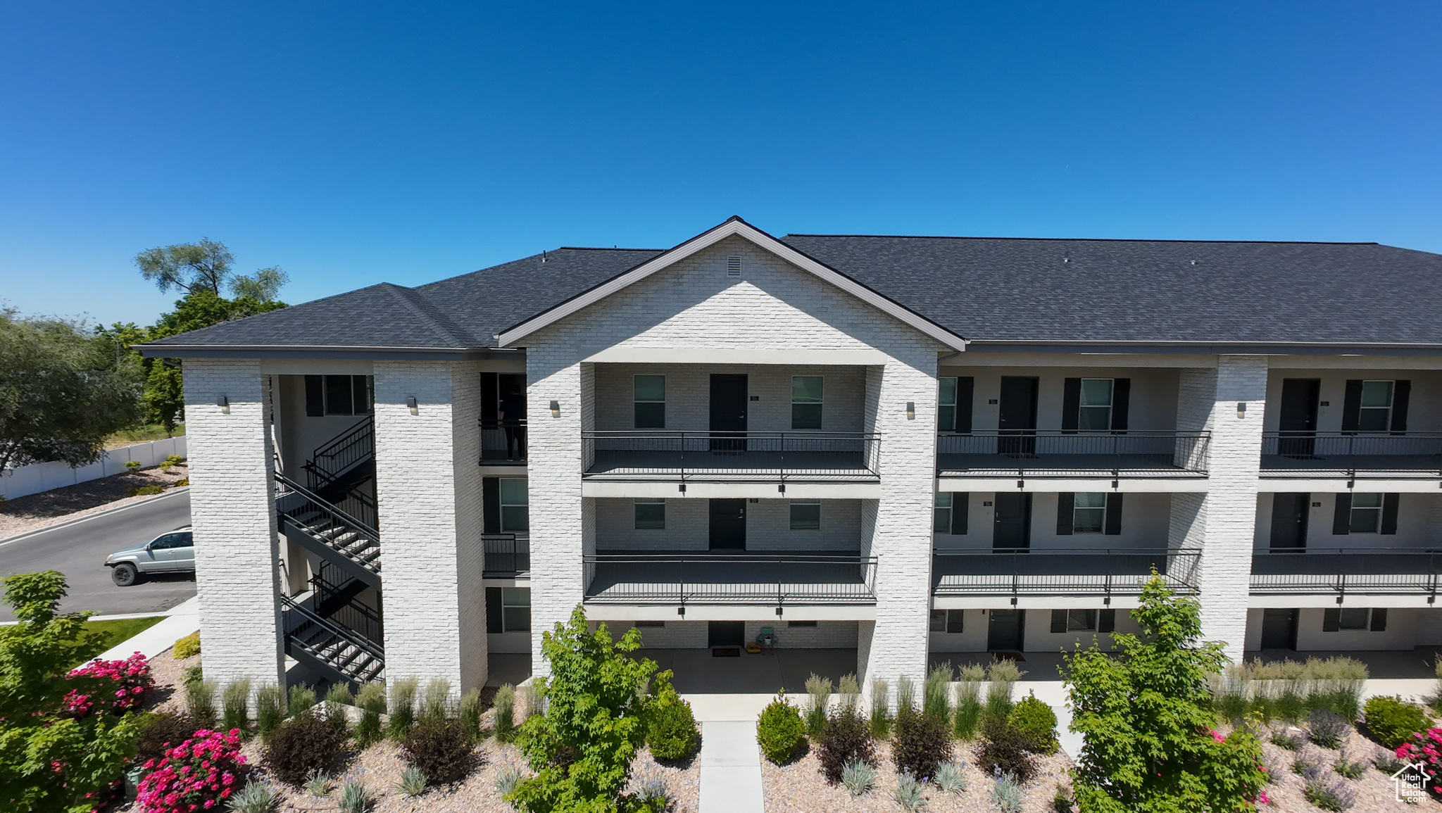 FOXRIDGE DEVELOPMENT - Residential