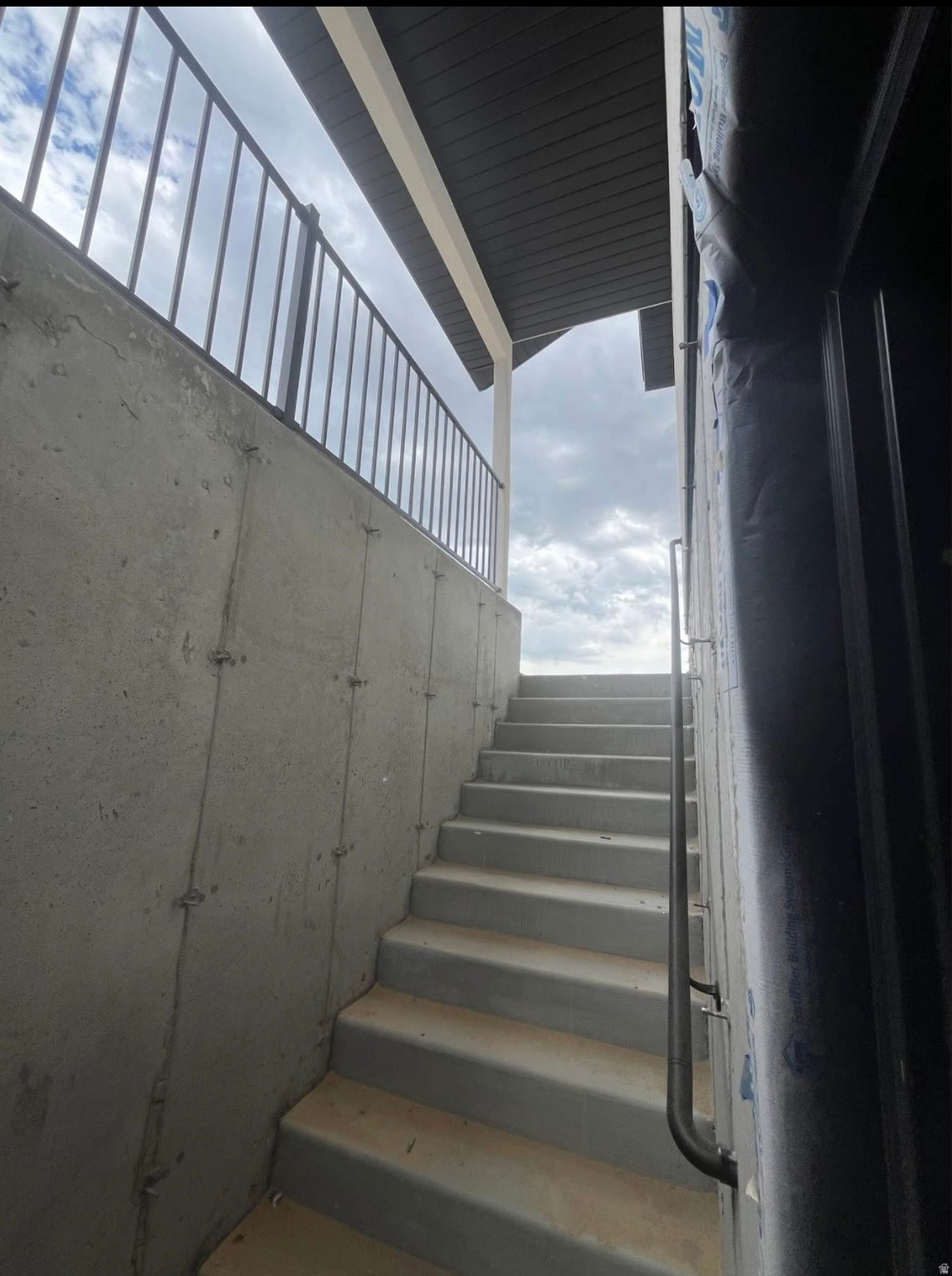 EAGLE POINT - Residential