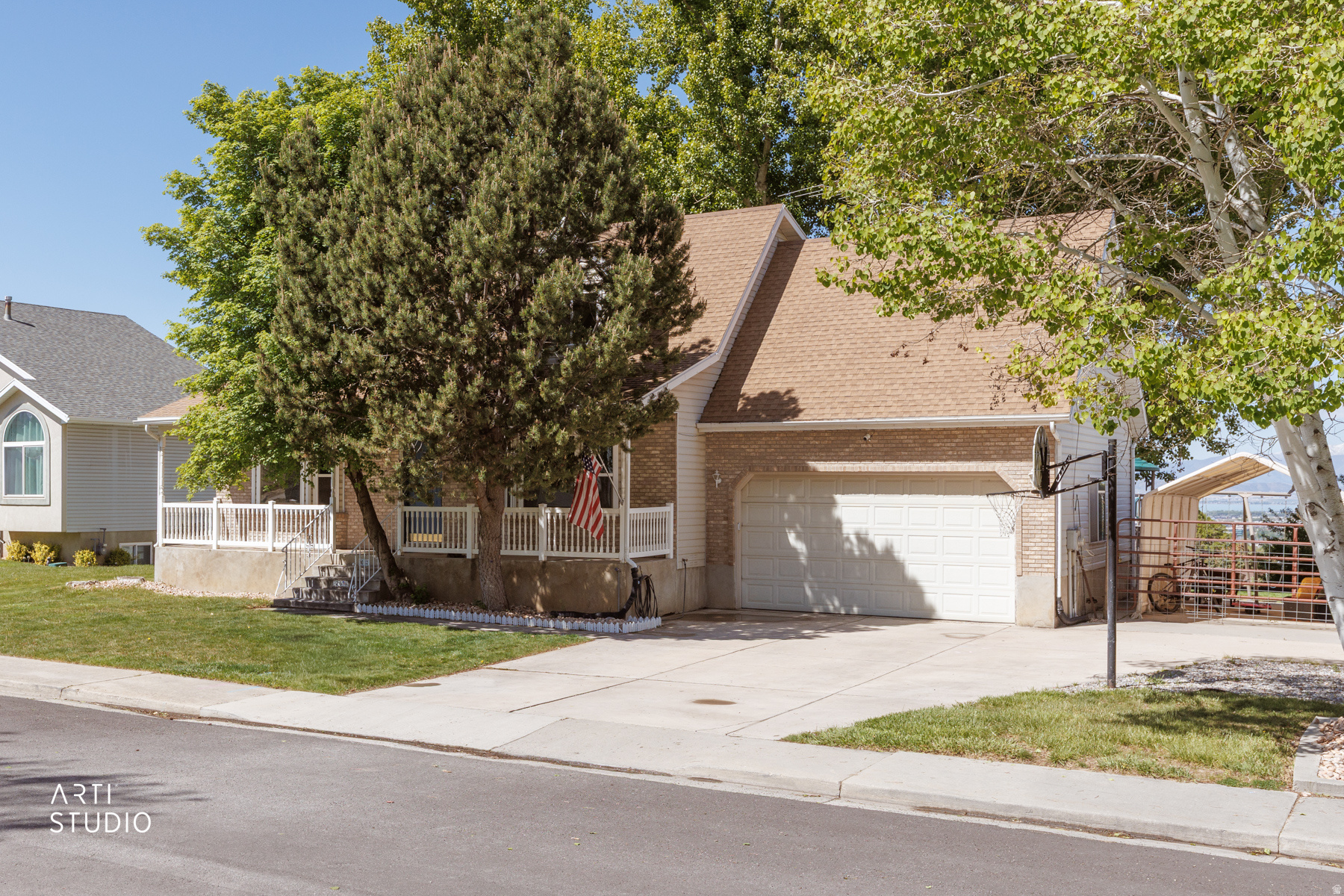 HERITAGE HILLS - Residential