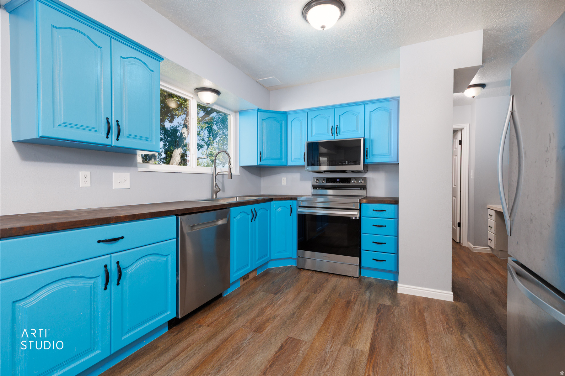 HERITAGE HILLS - Residential