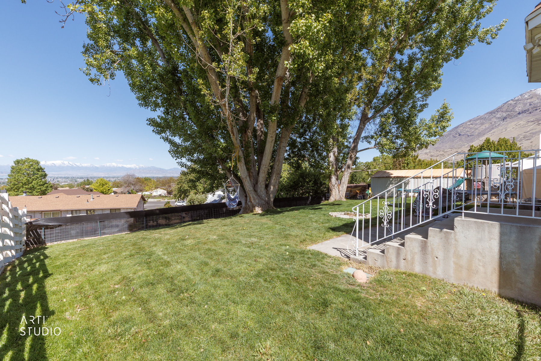 HERITAGE HILLS - Residential