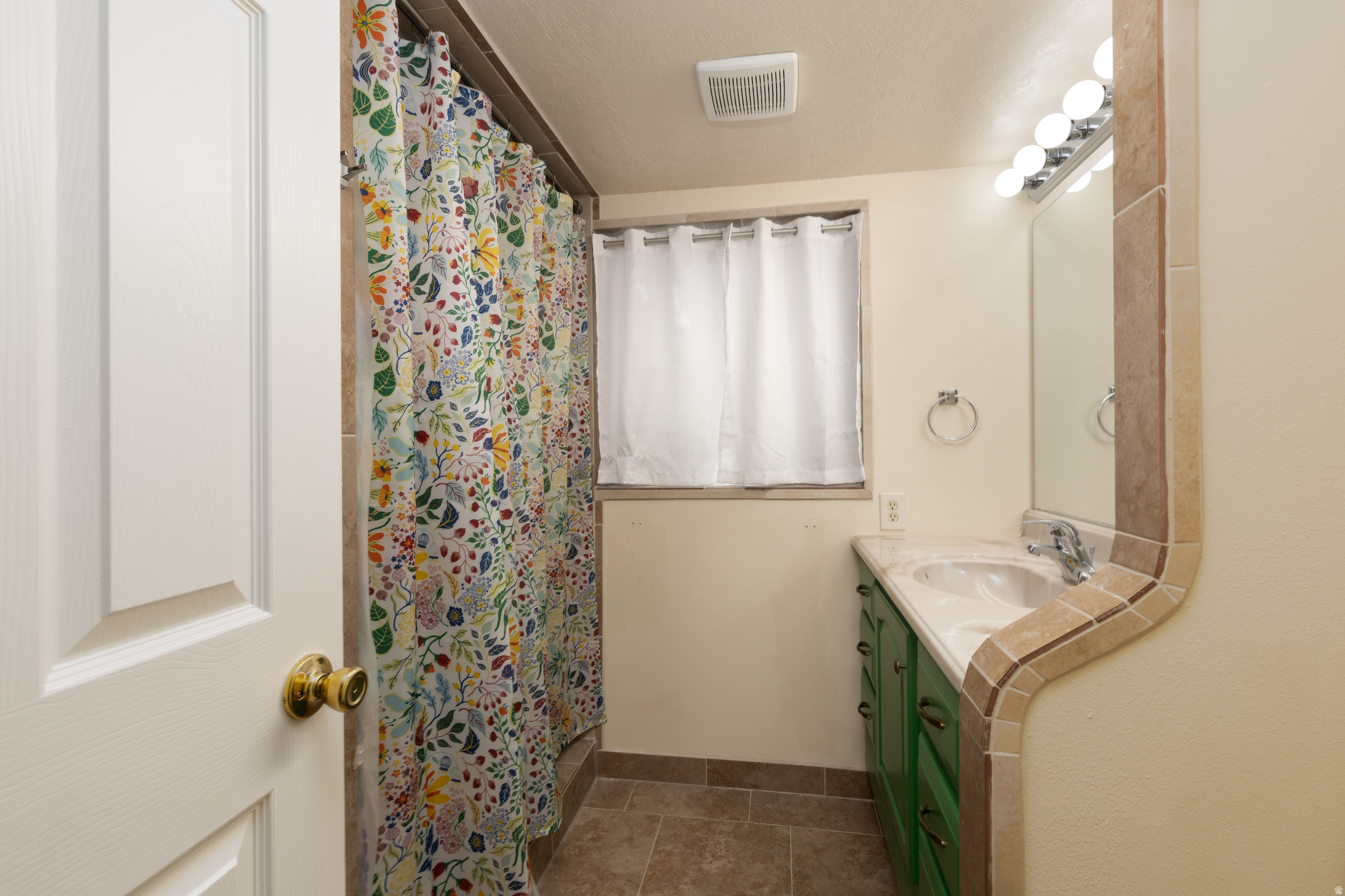 HERITAGE HILLS - Residential