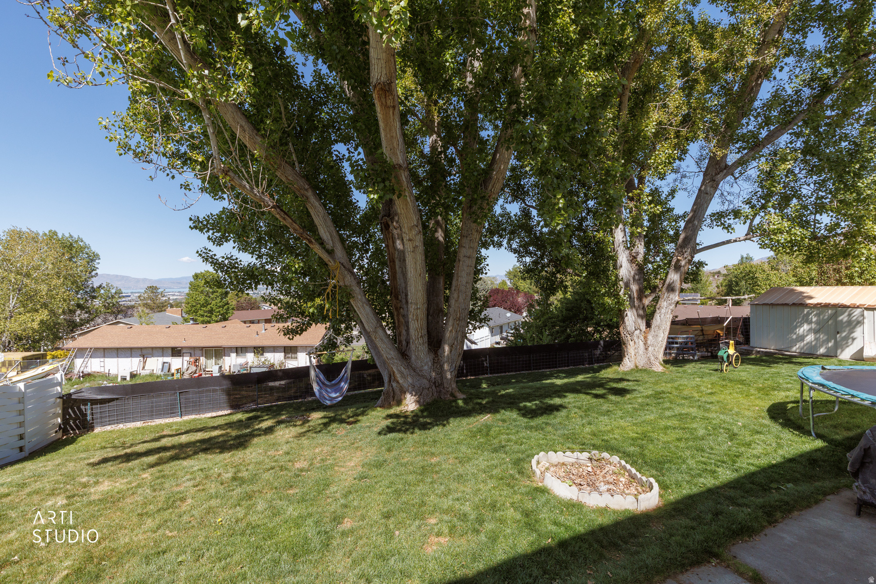 HERITAGE HILLS - Residential