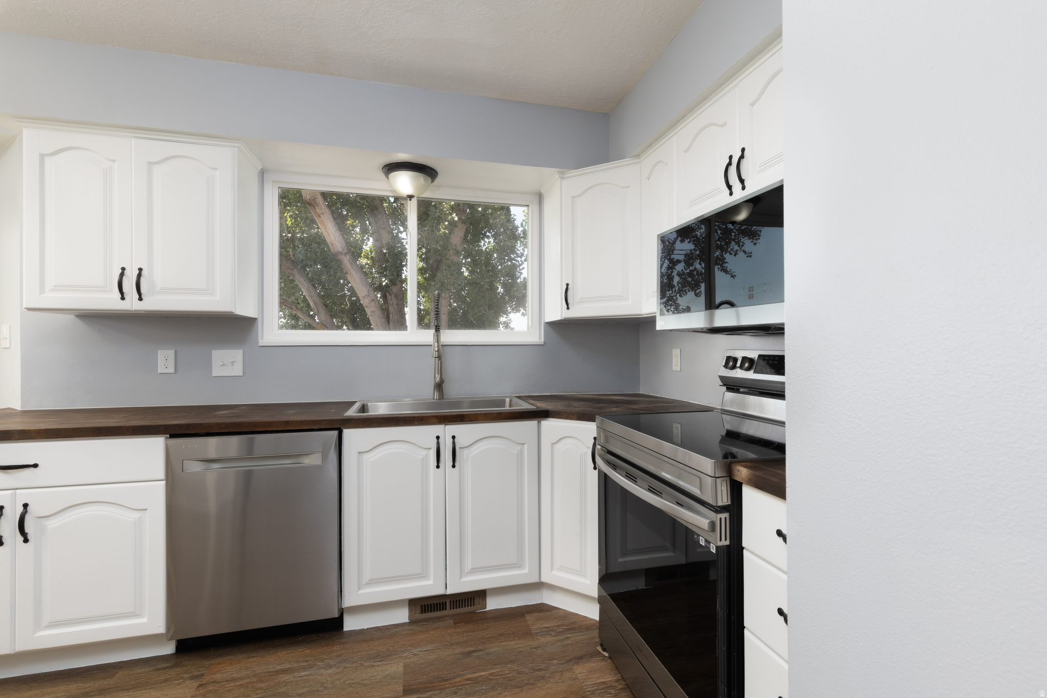 HERITAGE HILLS - Residential