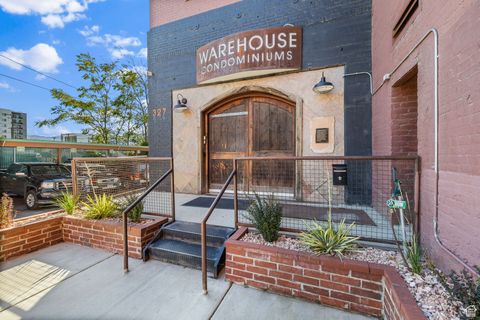 Photo of 327 W 200 S #404, Salt Lake City, UT 84101 (MLS # 2117780)