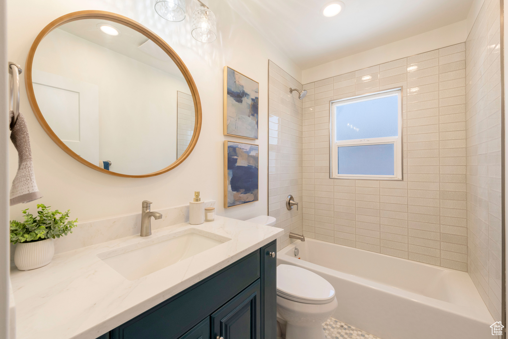 COUNTRY CLUB HEIGHTS - Residential