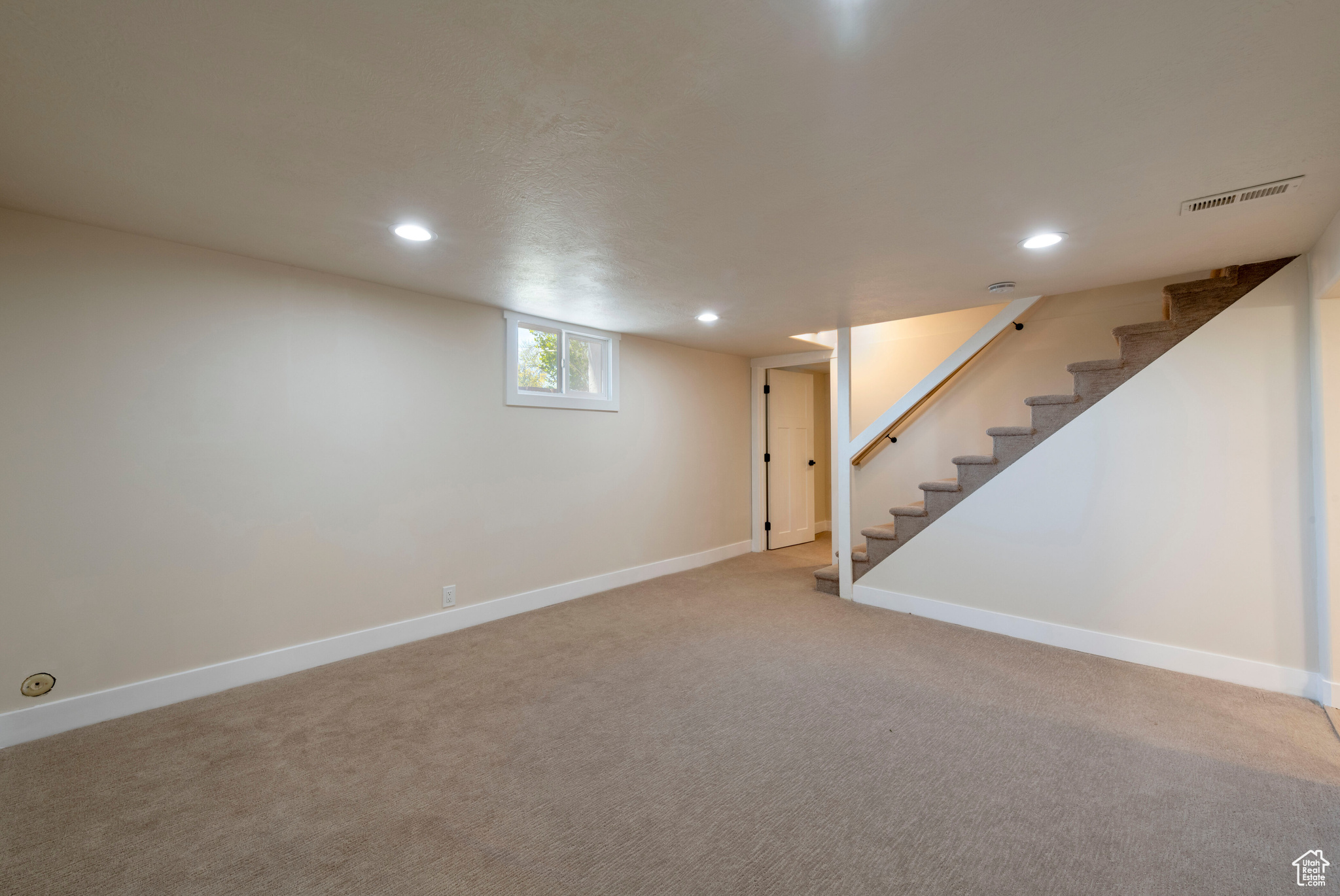 COUNTRY CLUB HEIGHTS - Residential