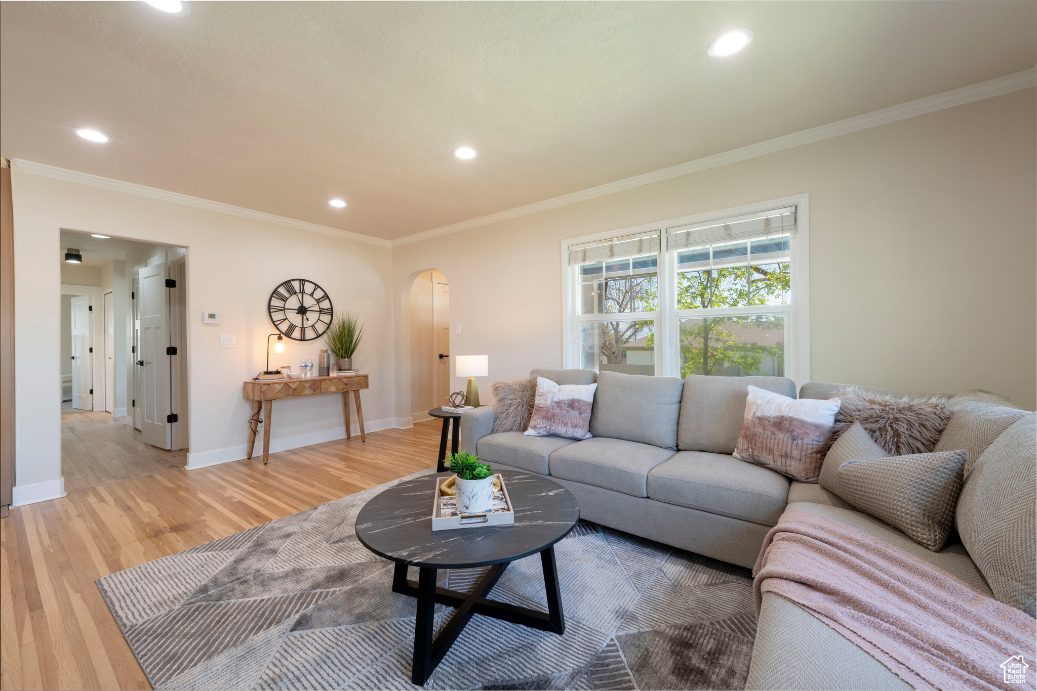 COUNTRY CLUB HEIGHTS - Residential