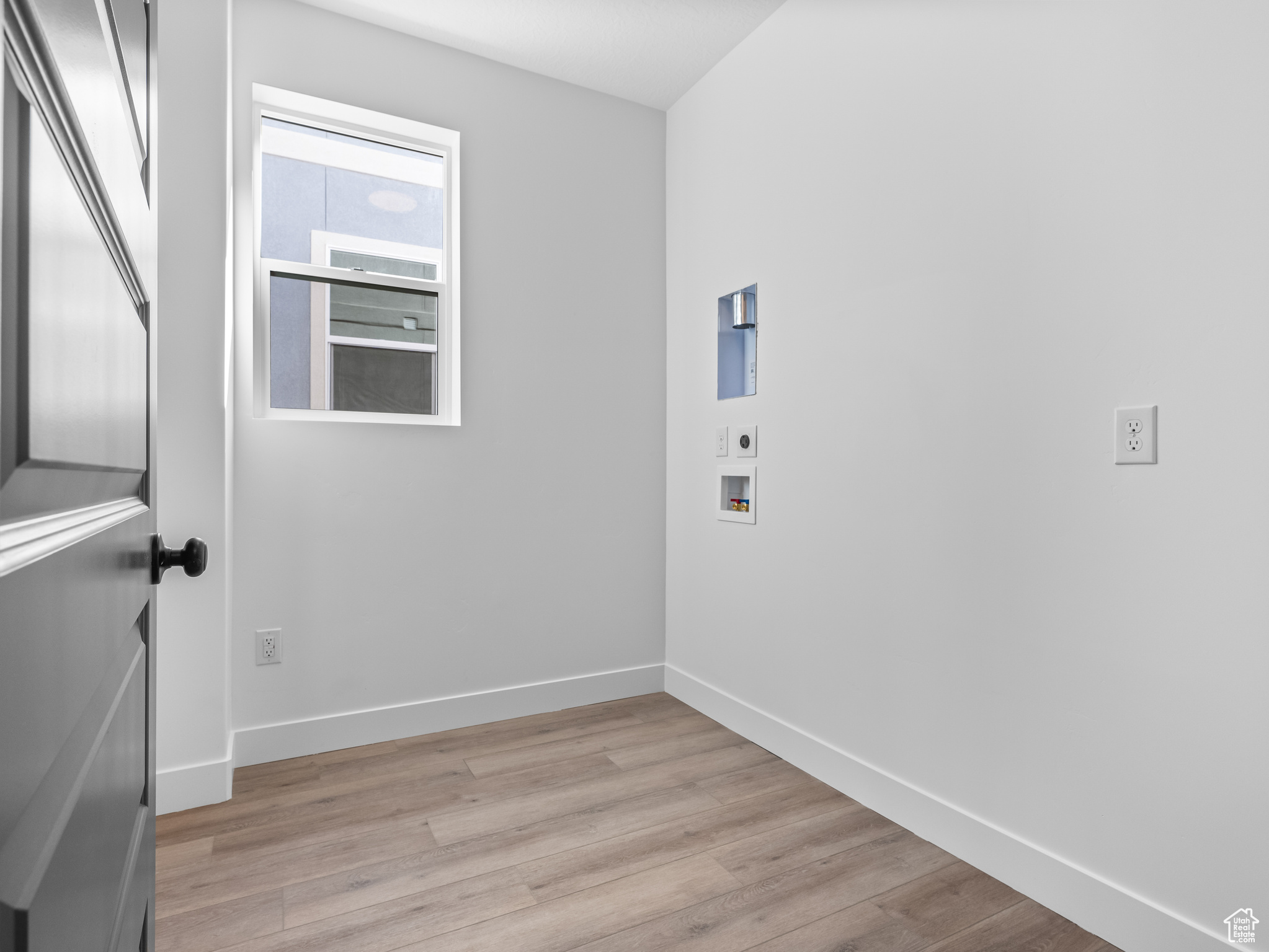 BRISTOL FARMS - Residential