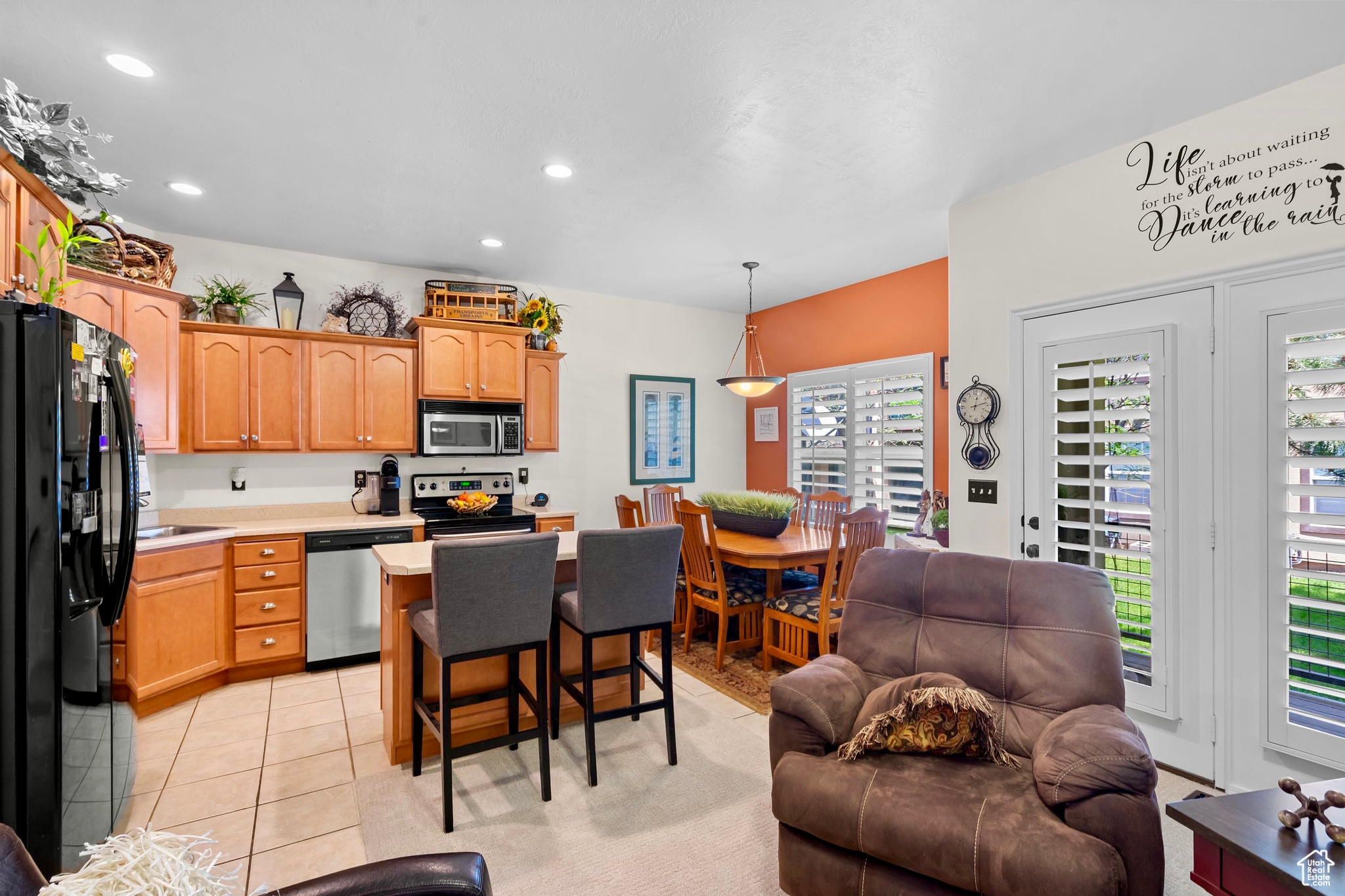 CHANDLER POINTE - Residential