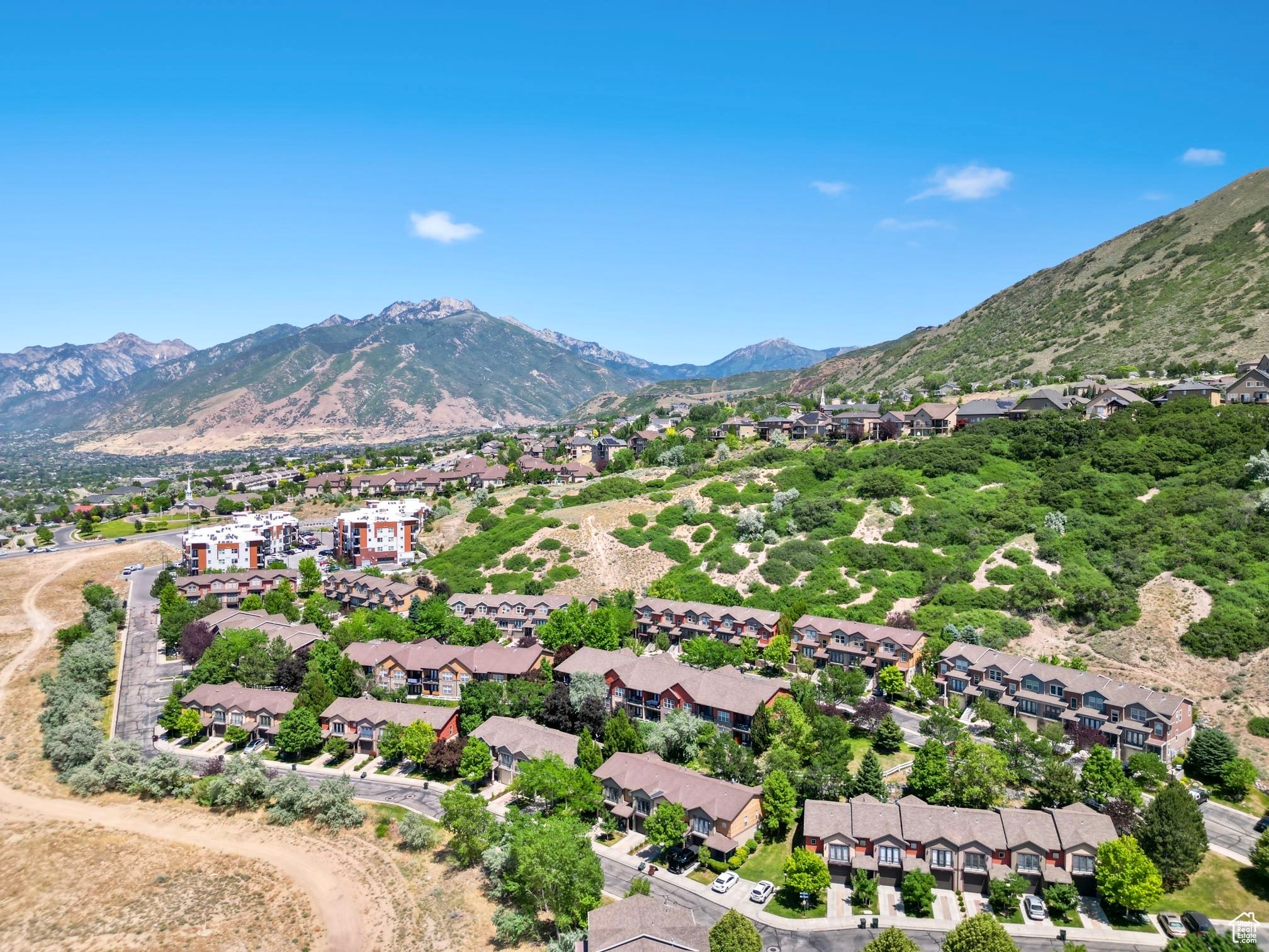 CHANDLER POINTE - Residential
