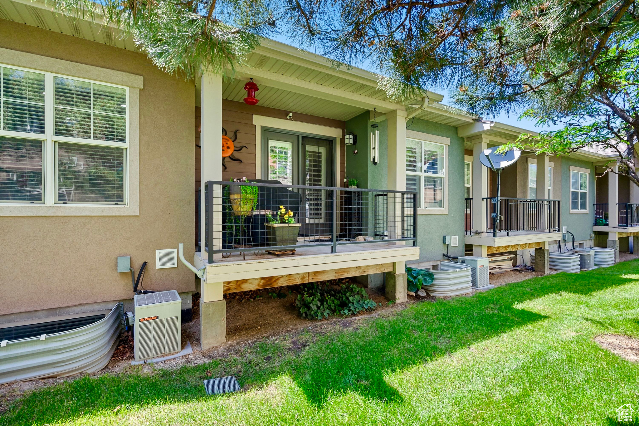 CHANDLER POINTE - Residential