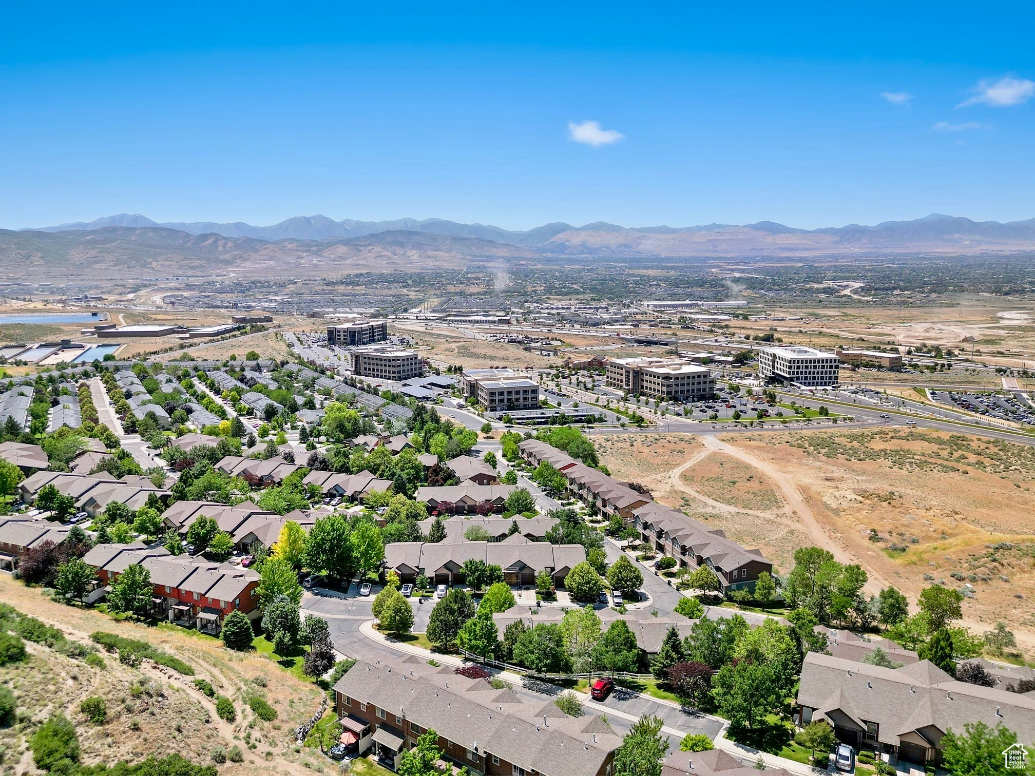 CHANDLER POINTE - Residential