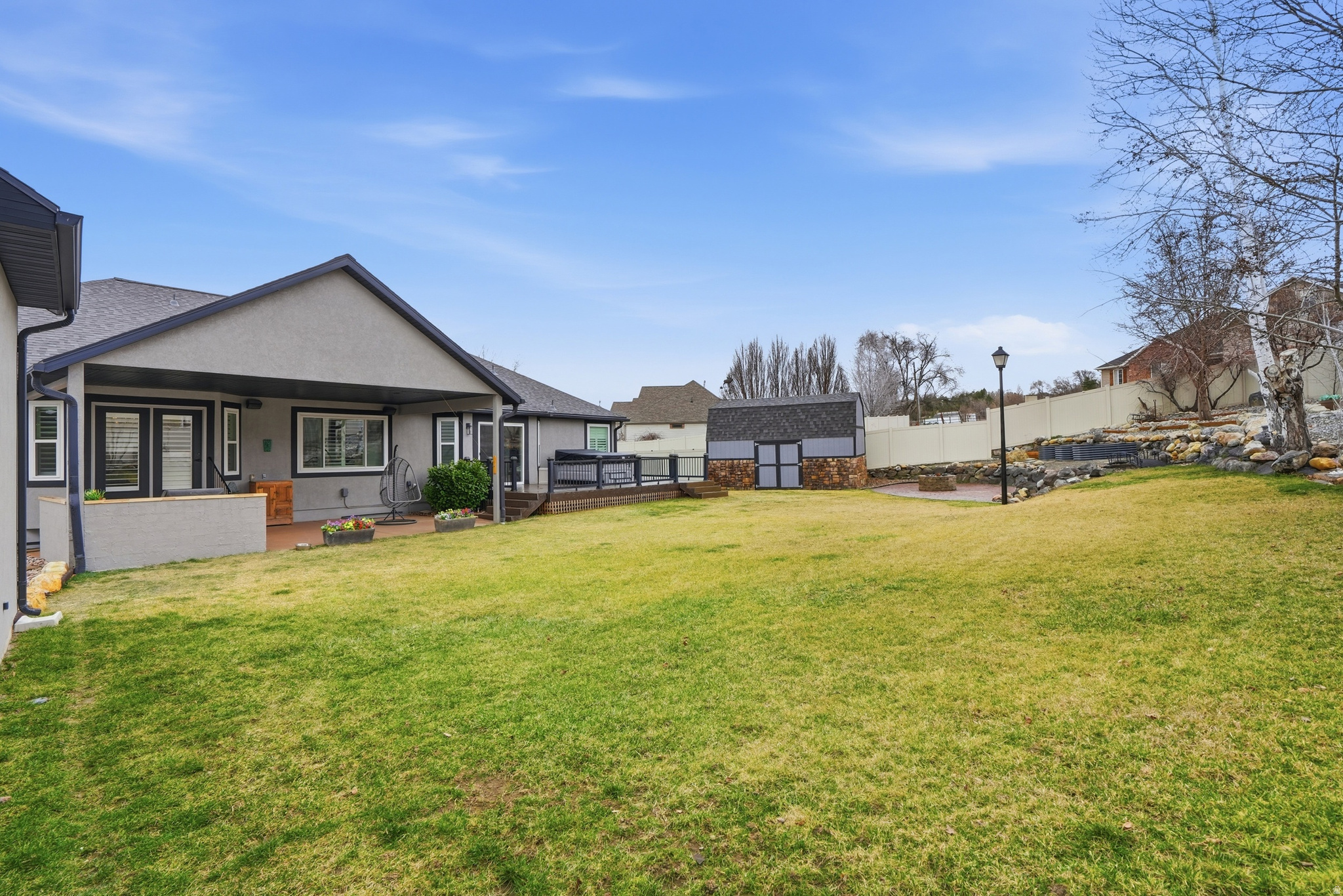 HOLLOW ESTATES - Residential