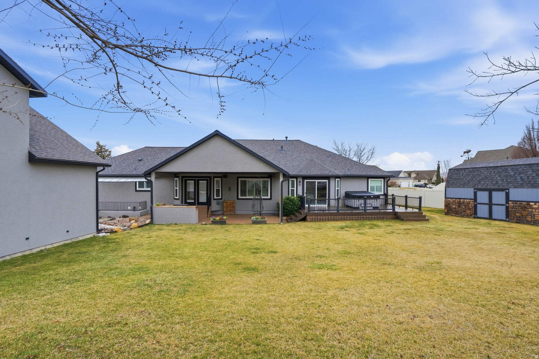 HOLLOW ESTATES - Residential