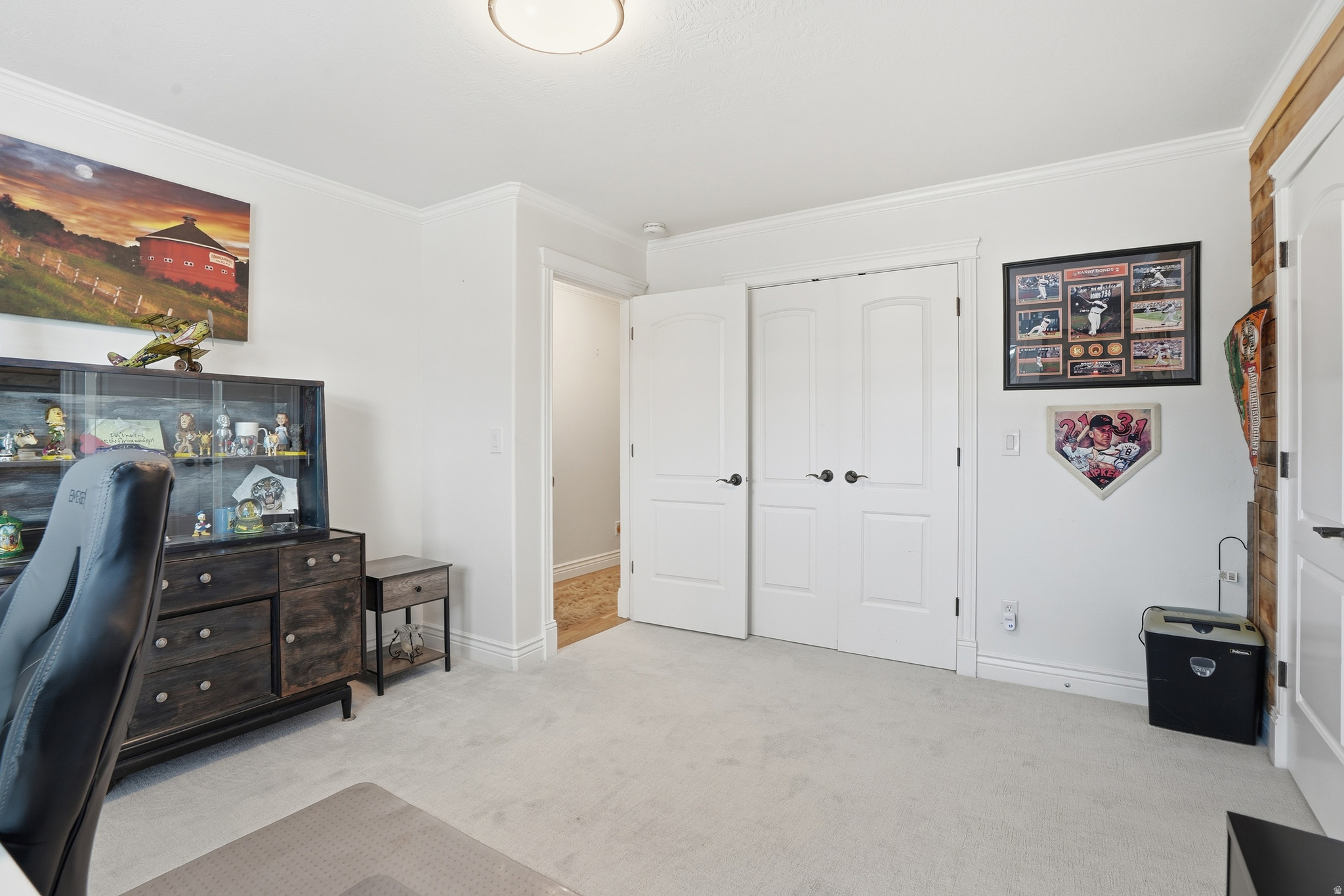 HOLLOW ESTATES - Residential