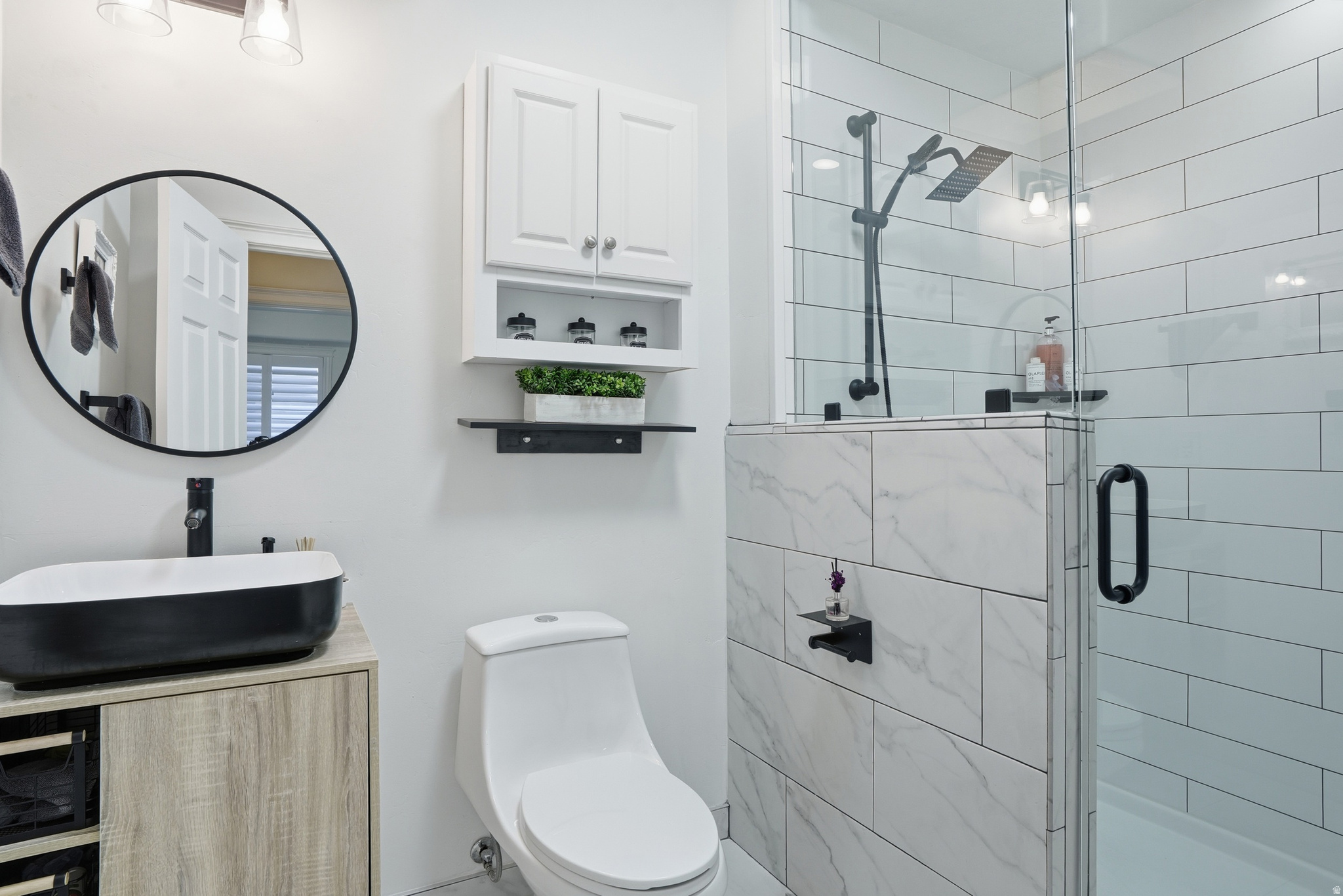 HOLLOW ESTATES - Residential