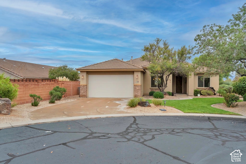 Photo of 1172 N VENTANA DR, Washington, UT 84780 (MLS # 2191163)