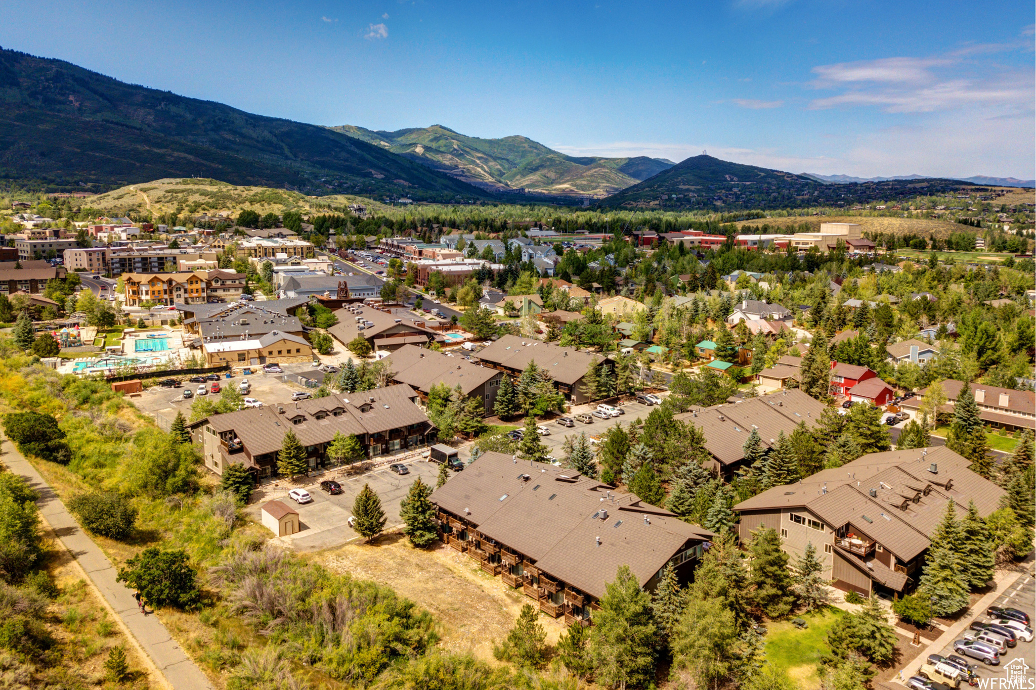 PROSPECTOR SQUARE - Residential