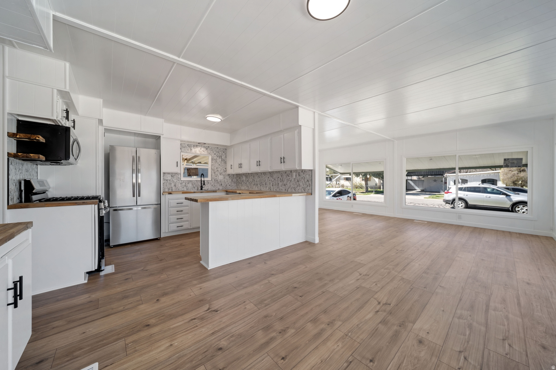 JORDAN MOBILE HOME ESTATES - Residential