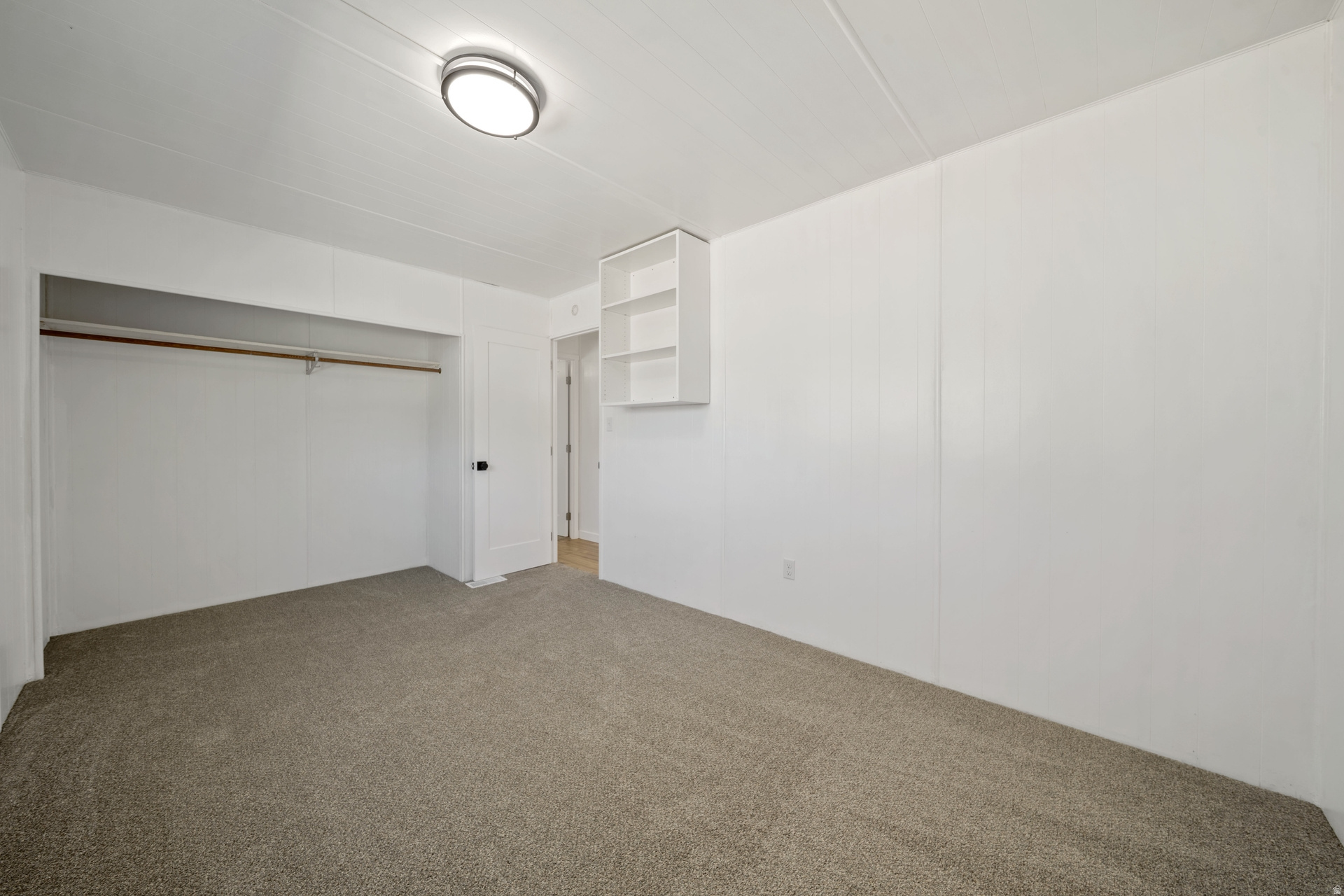 JORDAN MOBILE HOME ESTATES - Residential