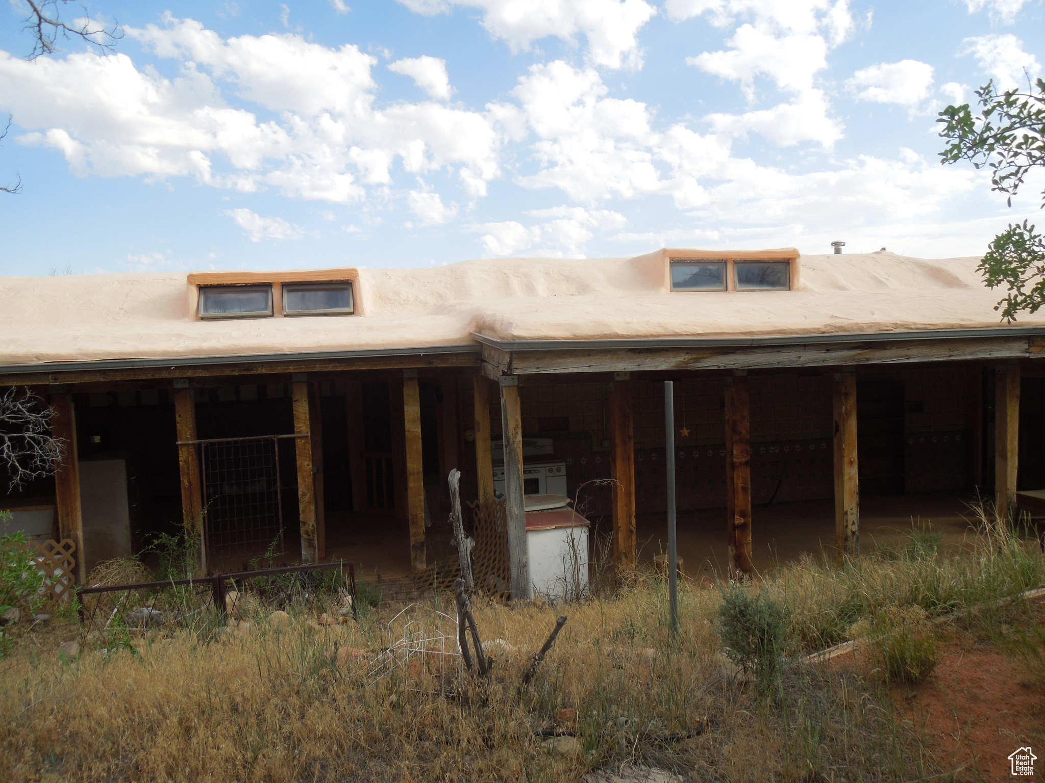 CASTLE VALLEY RIVER RANCHOS - Residential