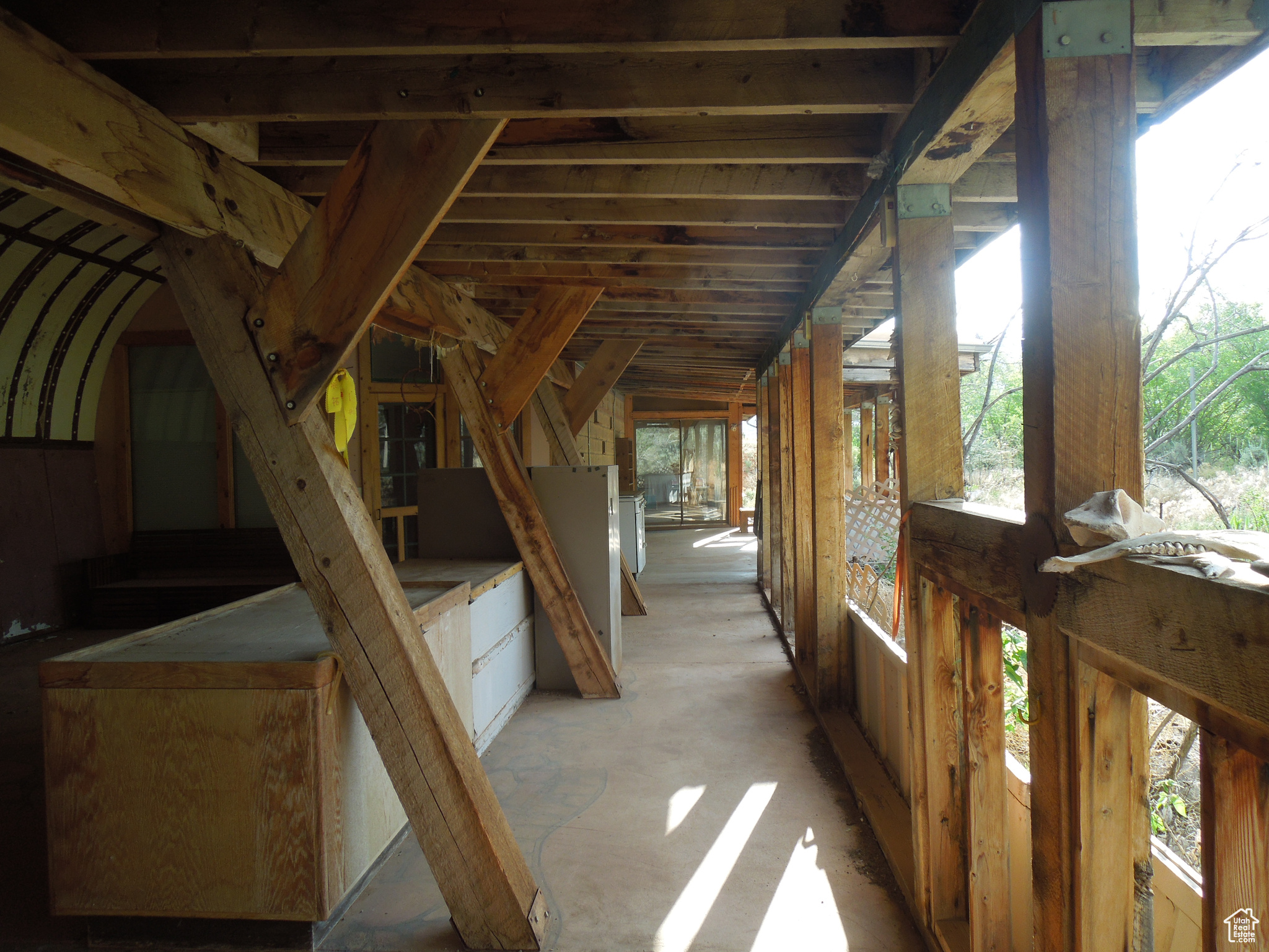 CASTLE VALLEY RIVER RANCHOS - Residential