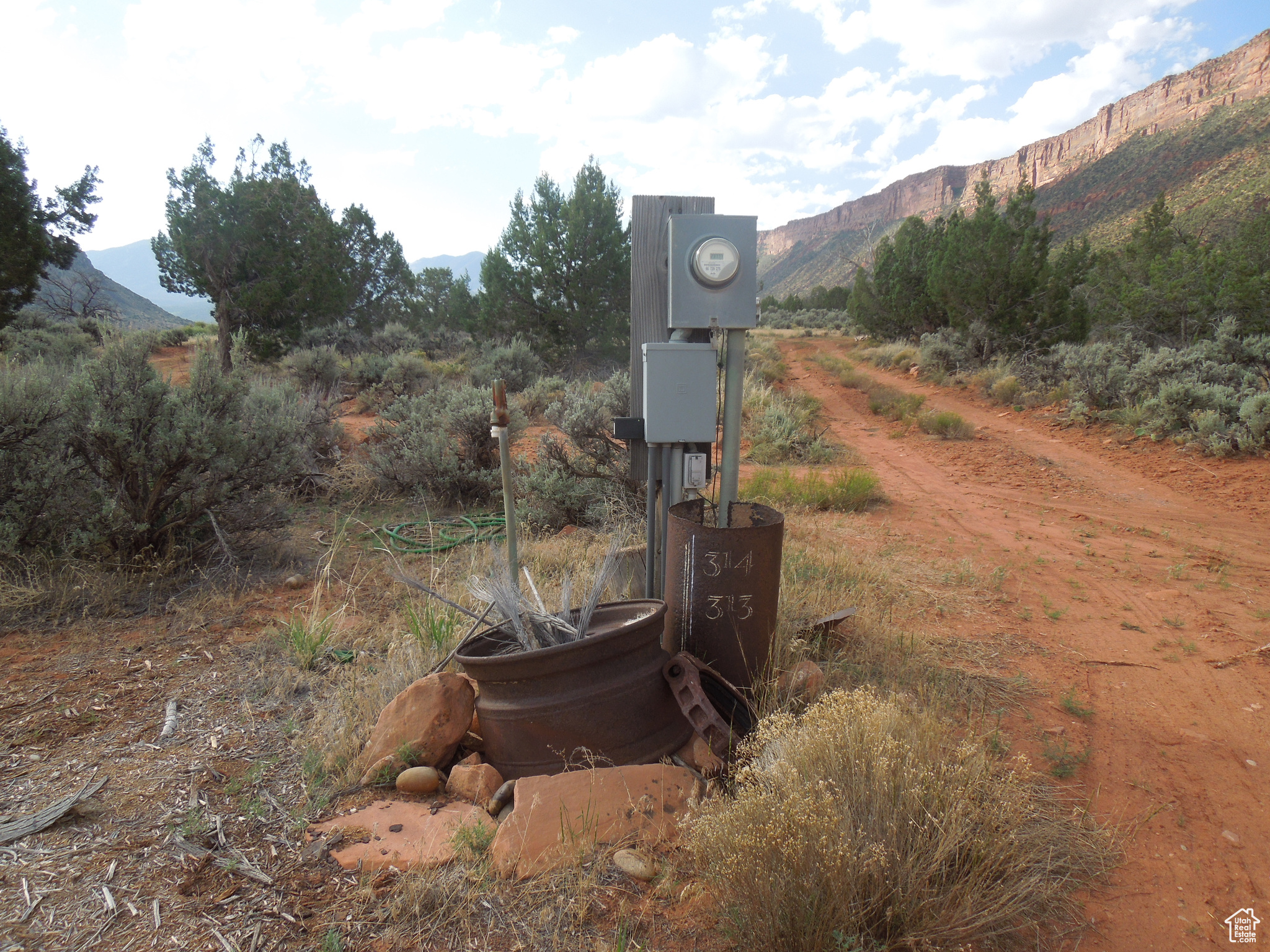 CASTLE VALLEY RIVER RANCHOS - Residential