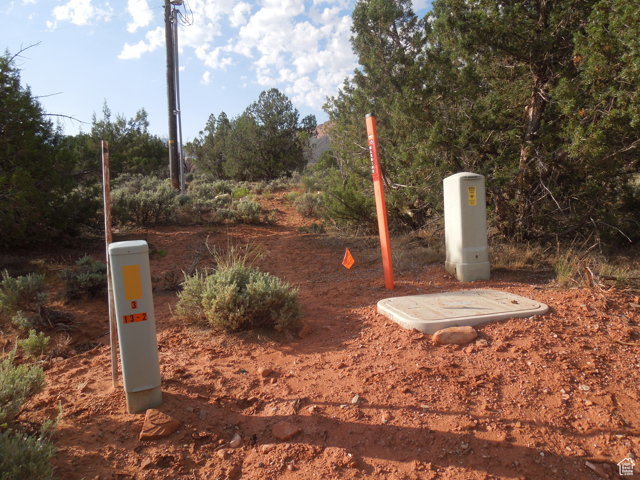 CASTLE VALLEY RIVER RANCHOS - Residential