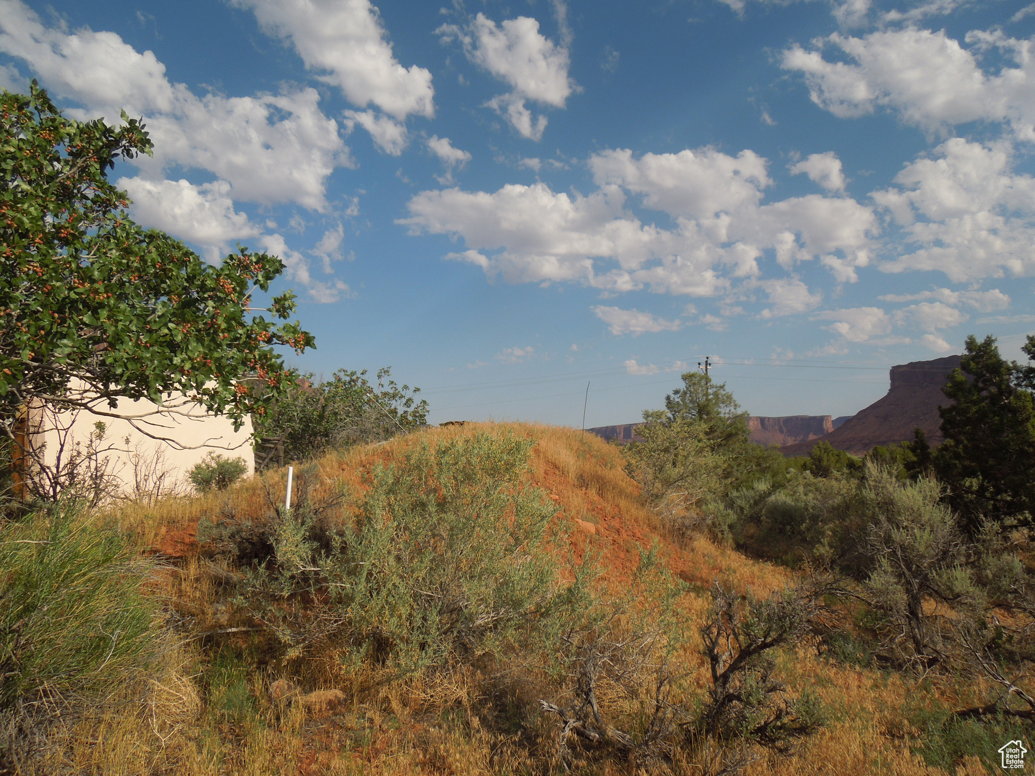 CASTLE VALLEY RIVER RANCHOS - Residential