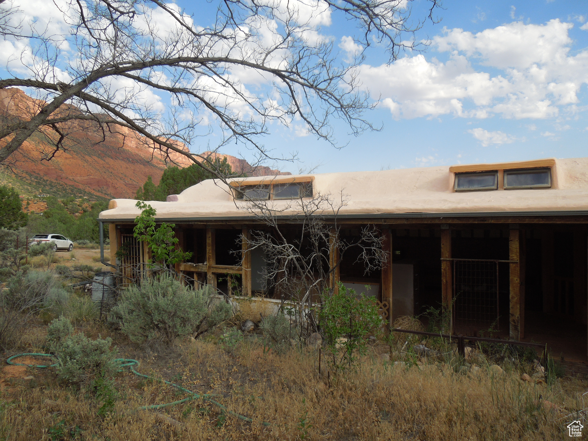 CASTLE VALLEY RIVER RANCHOS - Residential