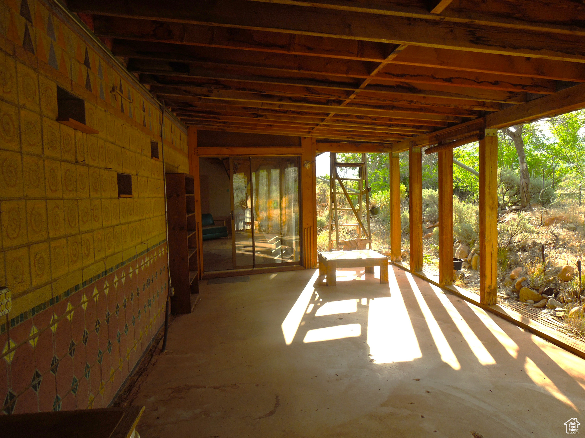 CASTLE VALLEY RIVER RANCHOS - Residential