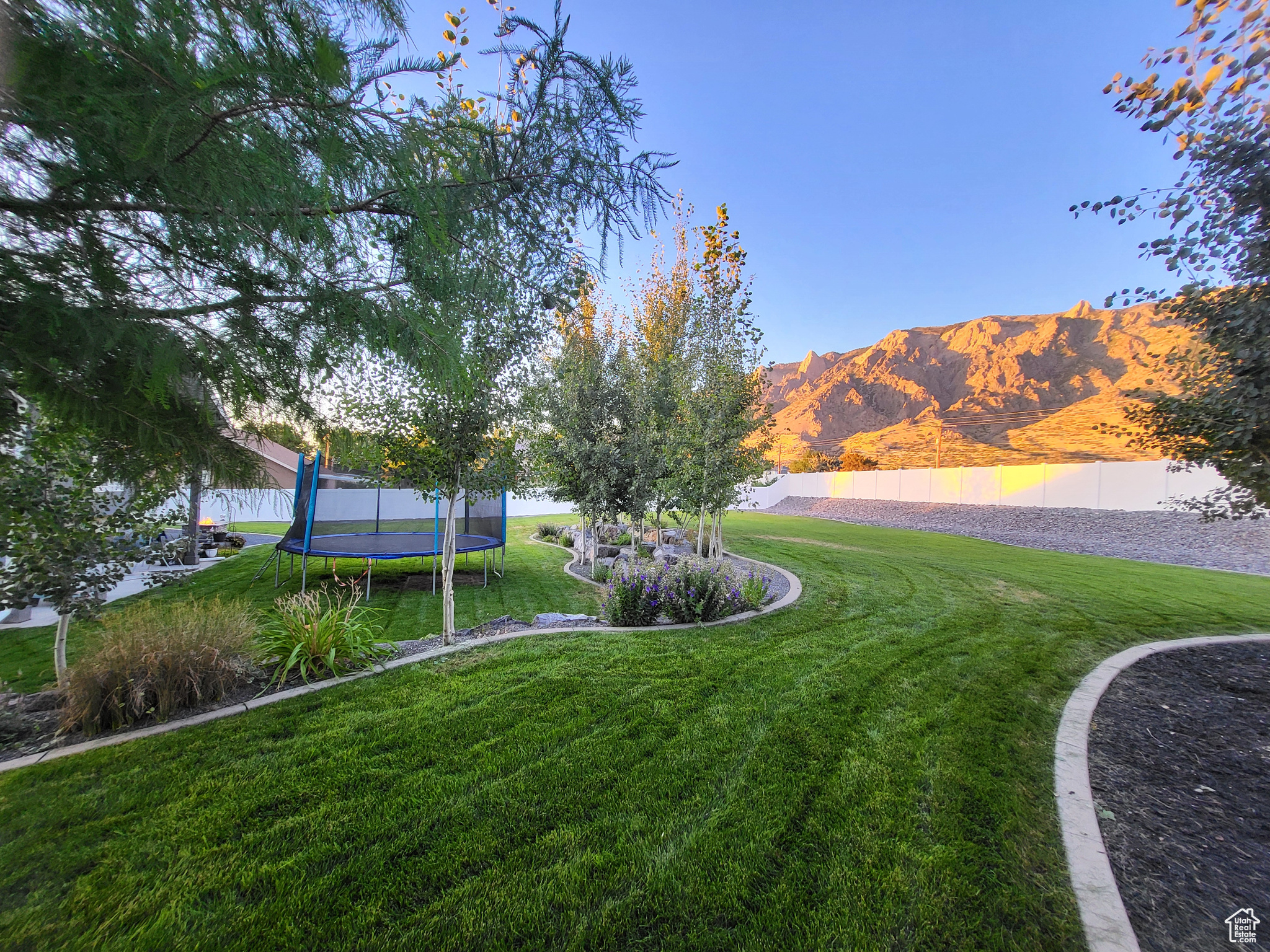 NERVA LANE - Residential